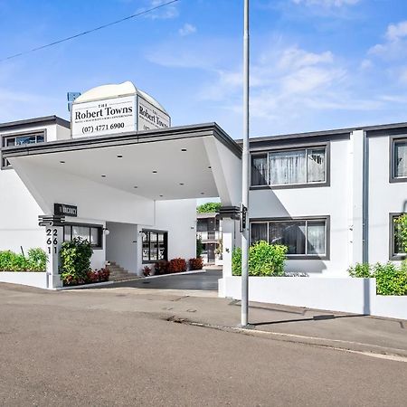 The Robert Towns Hotel Townsville Eksteriør billede